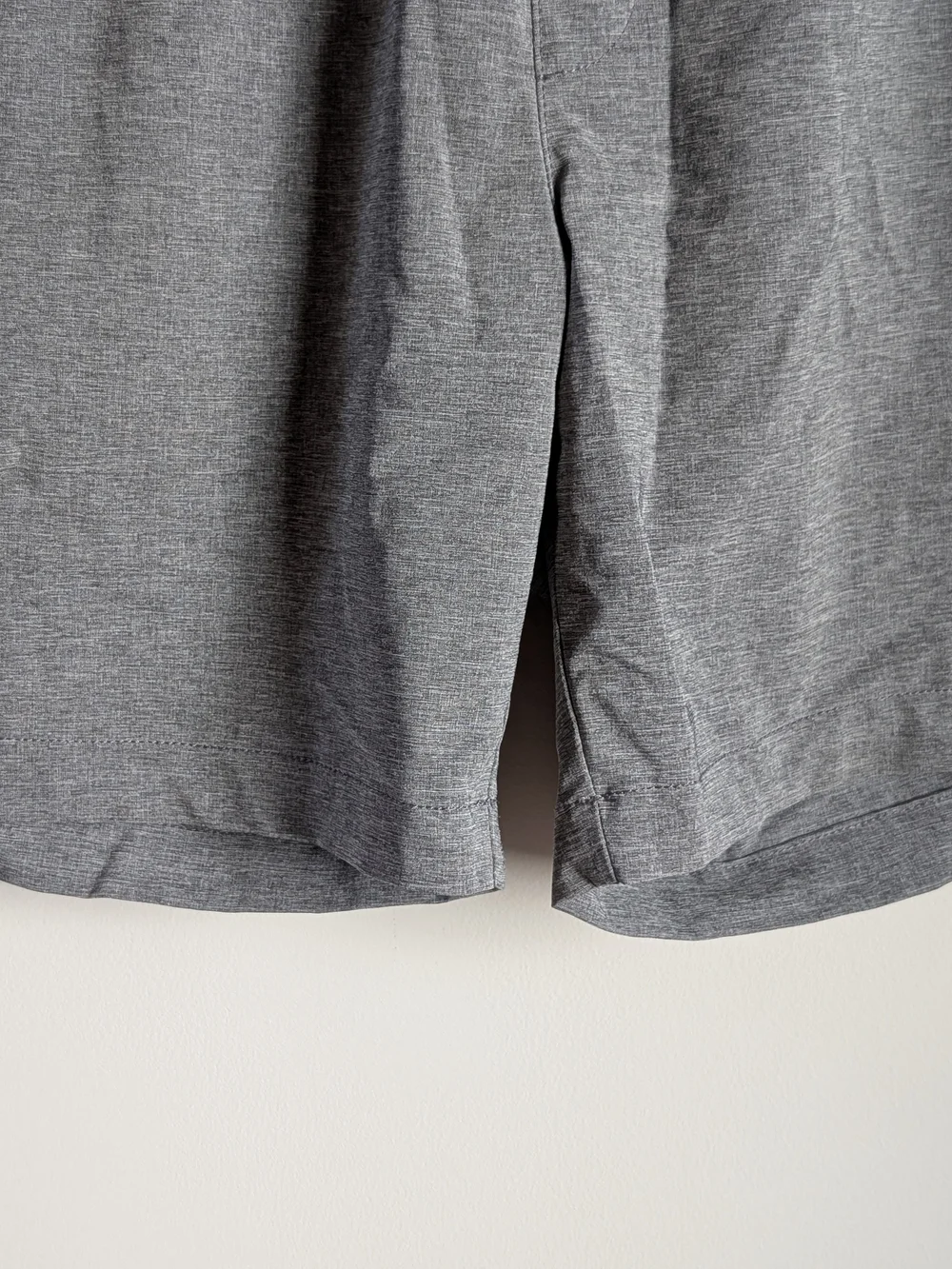 J Crew Shorts Mens Medium Flex Tech Dock Moisture Wicking Gray Elastic Waist